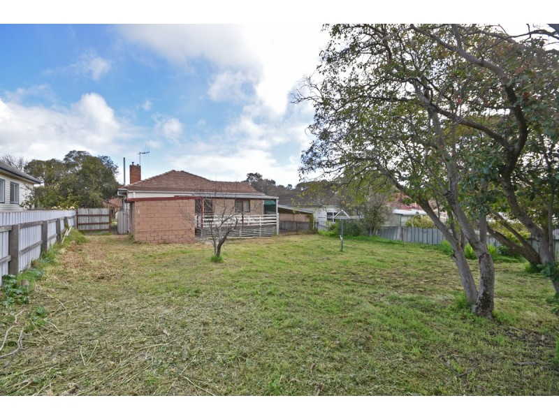 13 Guthrie Street, Kangaroo Flat VIC 3555