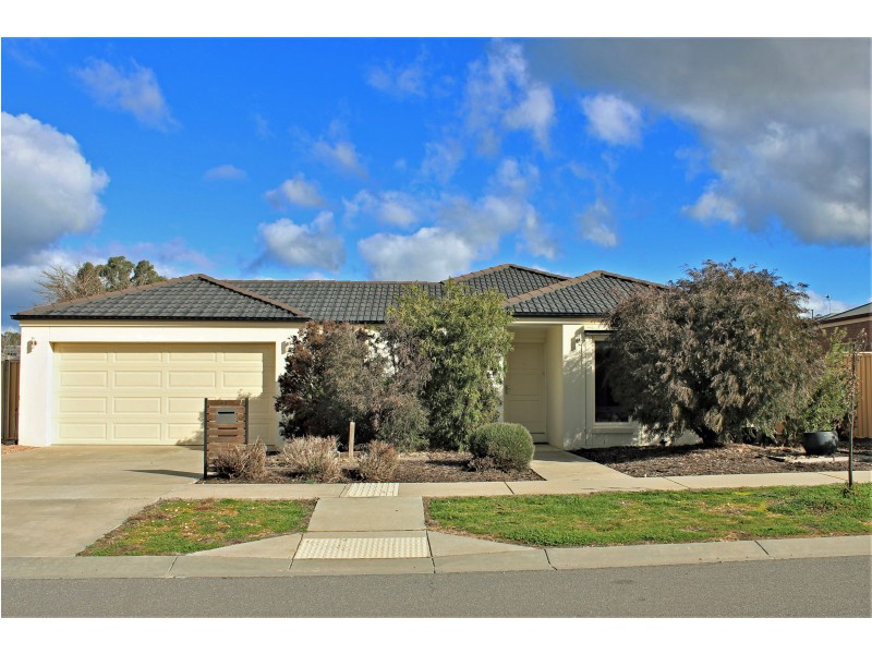 14 Lindsay Court, Strathfieldsaye VIC 3551