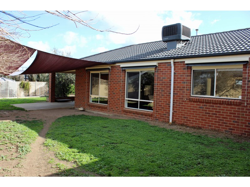 14 Lindsay Court, Strathfieldsaye VIC 3551