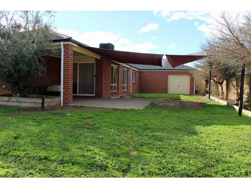 14 Lindsay Court, Strathfieldsaye VIC 3551