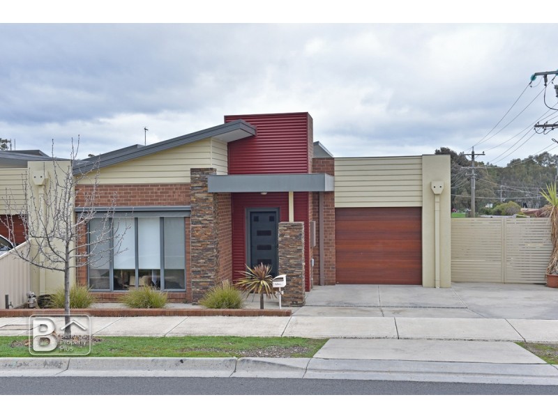 22 Lansell Street, Kangaroo Flat VIC 3555