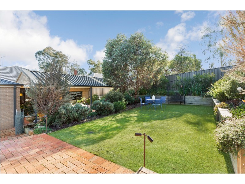 24 Buckley Street, Harcourt VIC 3453