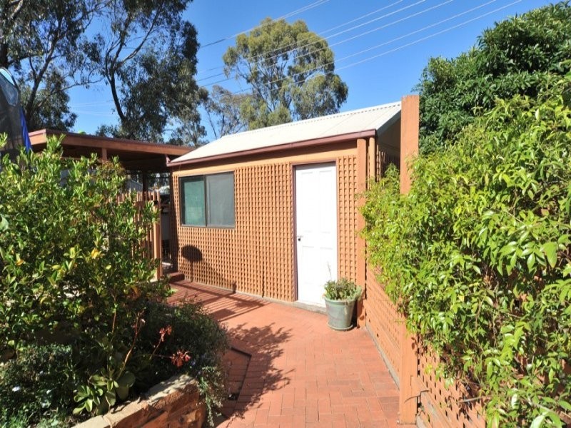 22 Deakin Drive, Flora Hill VIC 3550