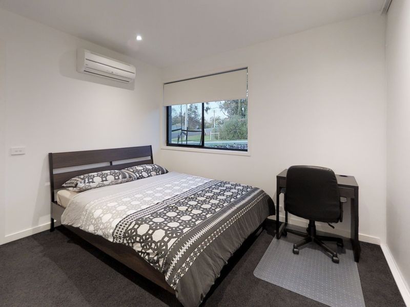 16 Steane Street, Kennington VIC 3550