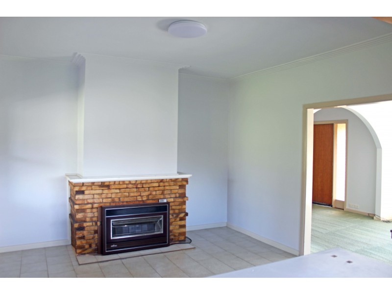 1 Pilcher Street, Strathdale VIC 3550