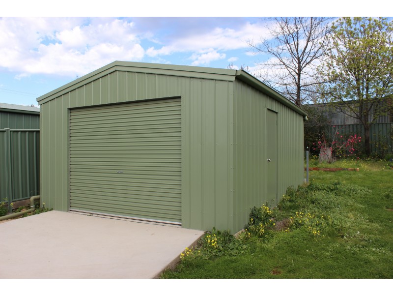 1 Pilcher Street, Strathdale VIC 3550