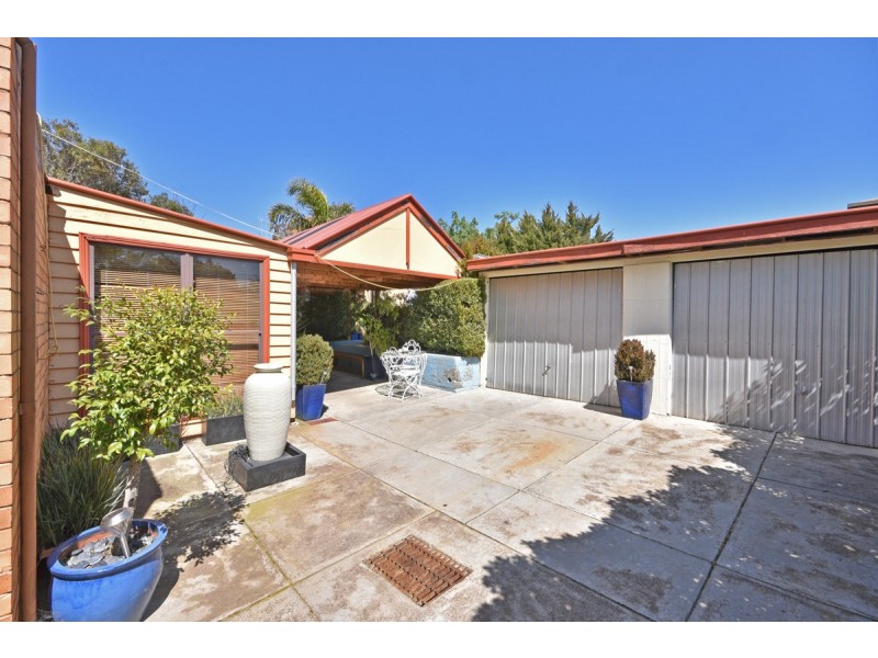 17 Frederick Street, North Bendigo VIC 3550