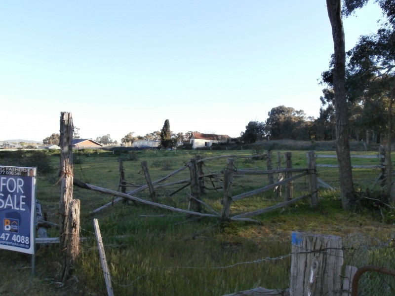 165-175  Olympic Parade, Kangaroo Flat VIC 3555