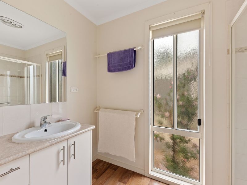 11/1-11 Furness Street, Kangaroo Flat VIC 3555