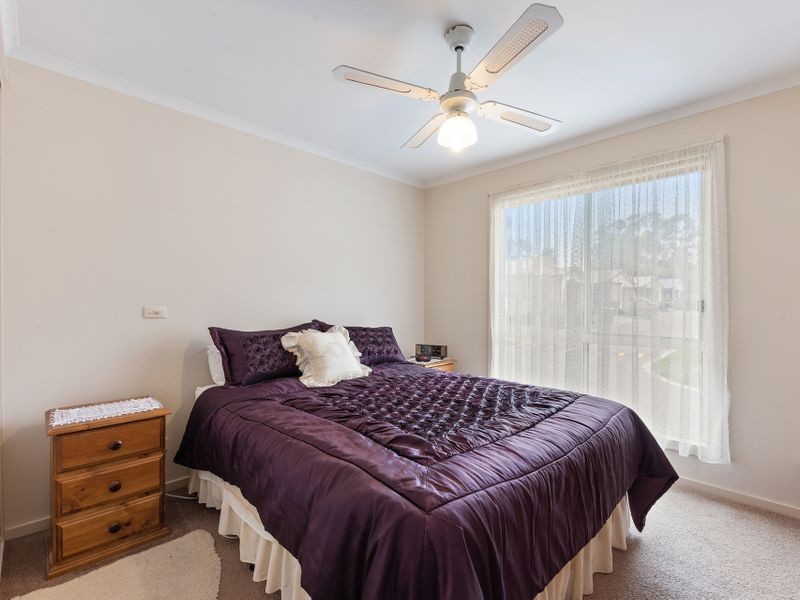 11/1-11 Furness Street, Kangaroo Flat VIC 3555