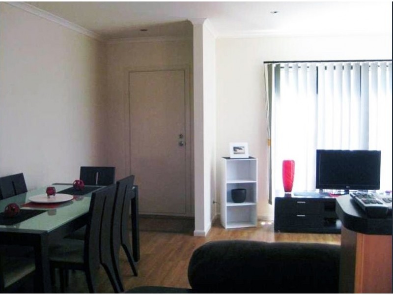 2/9 Honeysuckle Street, Eaglehawk VIC 3556