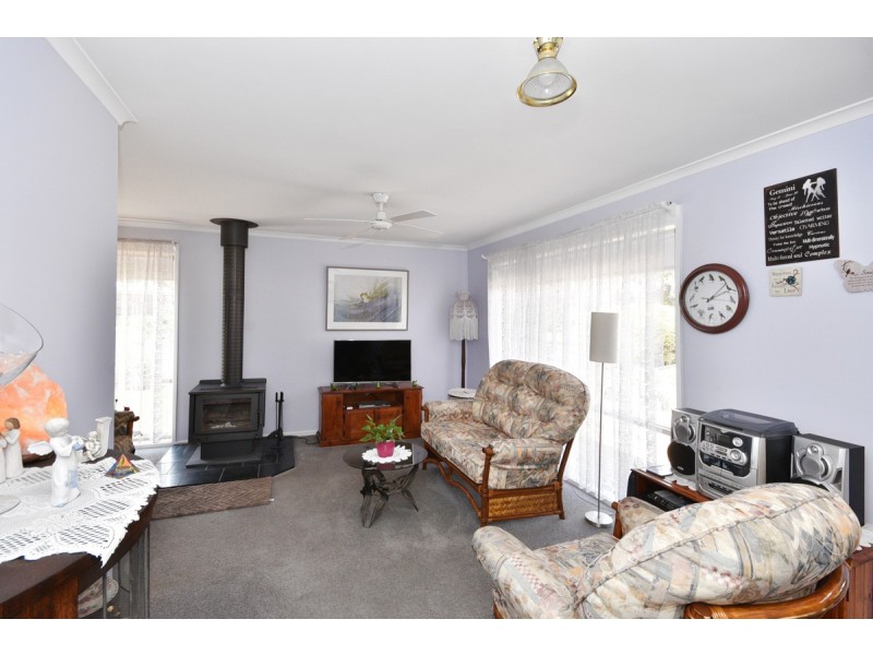 3 Ely Court, Castlemaine VIC 3450