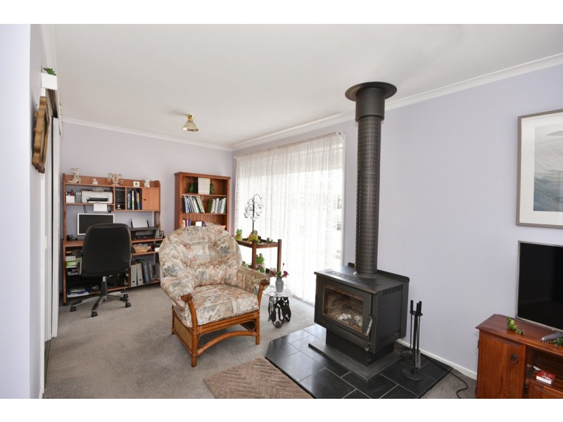 3 Ely Court, Castlemaine VIC 3450