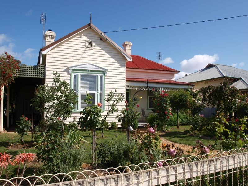 58 Alma Street, St Arnaud VIC 3478