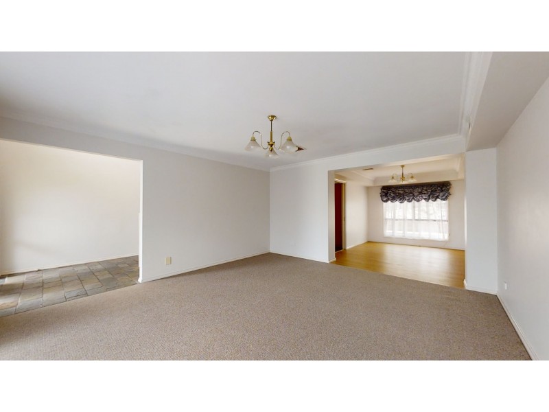 4 Ella Court, Strathdale VIC 3550