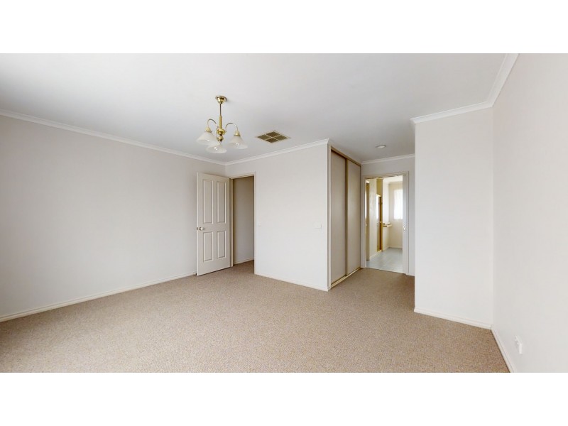 4 Ella Court, Strathdale VIC 3550