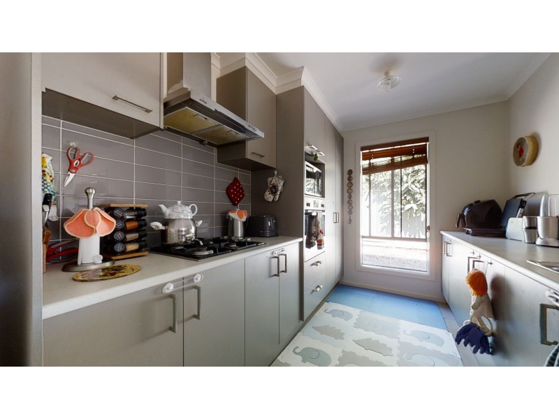 2/116A Havlin Street West, Quarry Hill VIC 3550