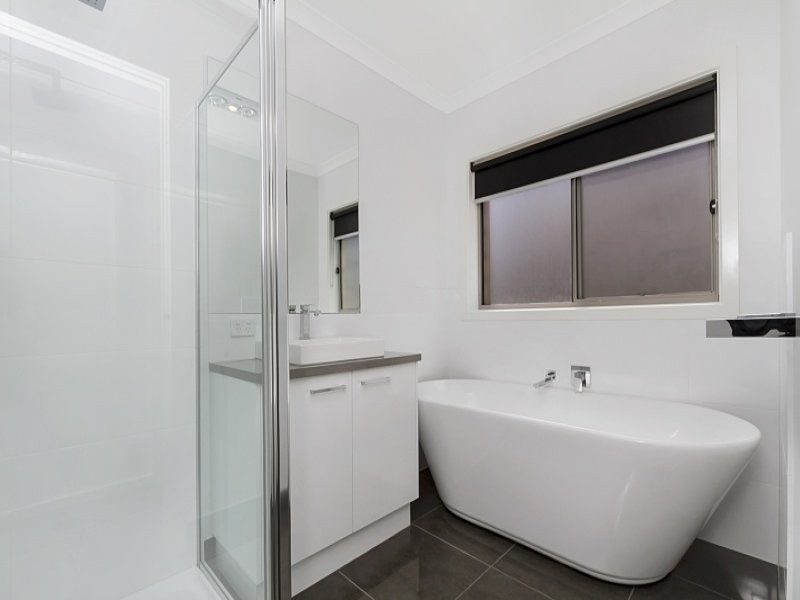 33A Pallett Street, Golden Square VIC 3555