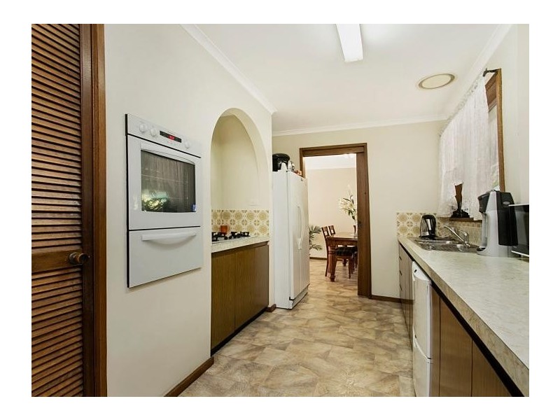 17 Ray Street, Castlemaine VIC 3450