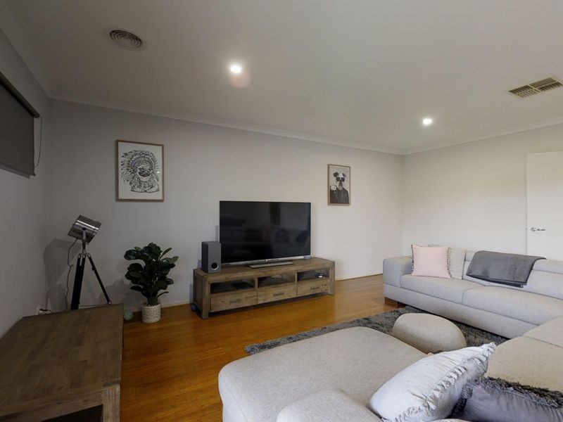 15 Marylebone Circuit, Strathfieldsaye VIC 3551