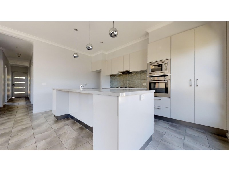 3/71 Allingham Street, Golden Square VIC 3555