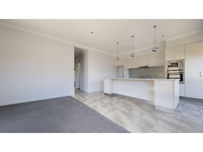 3/71 Allingham Street, Golden Square VIC 3555