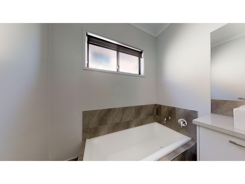3/71 Allingham Street, Golden Square VIC 3555