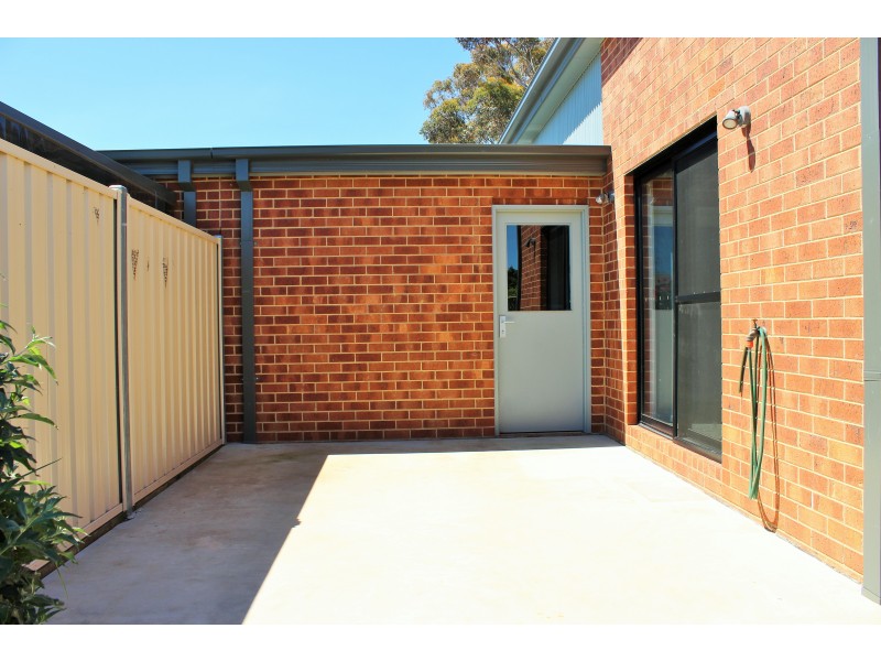 3/71 Allingham Street, Golden Square VIC 3555