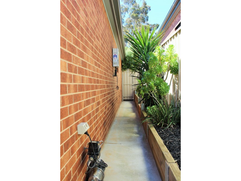 3/71 Allingham Street, Golden Square VIC 3555