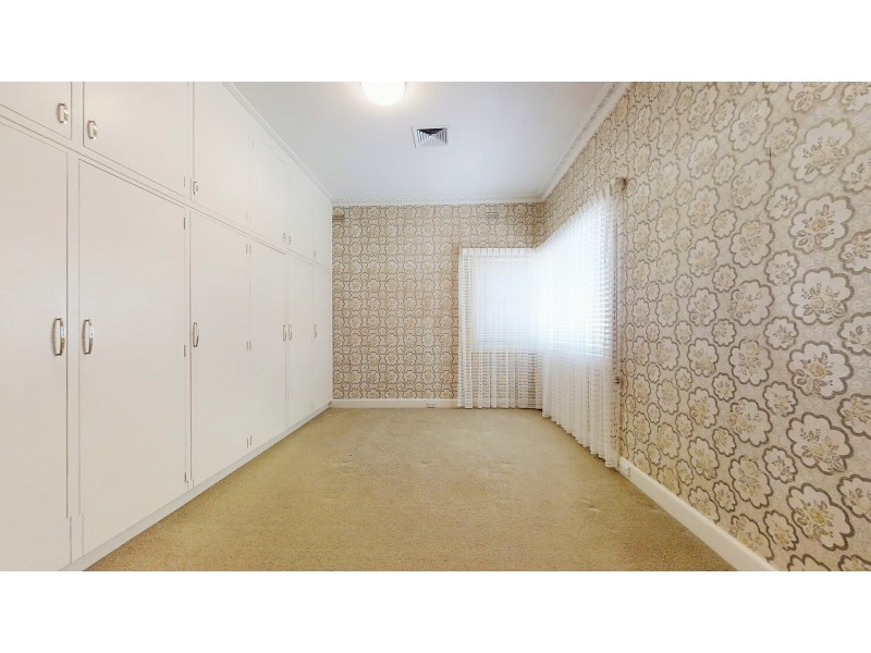 16 Quick Street, Ironbark VIC 3550