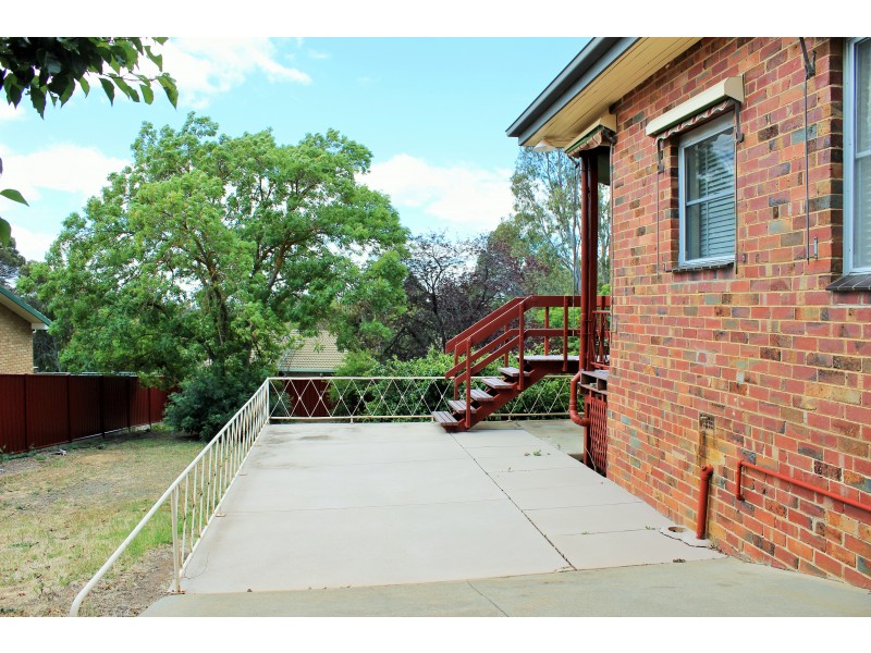 16 Quick Street, Ironbark VIC 3550