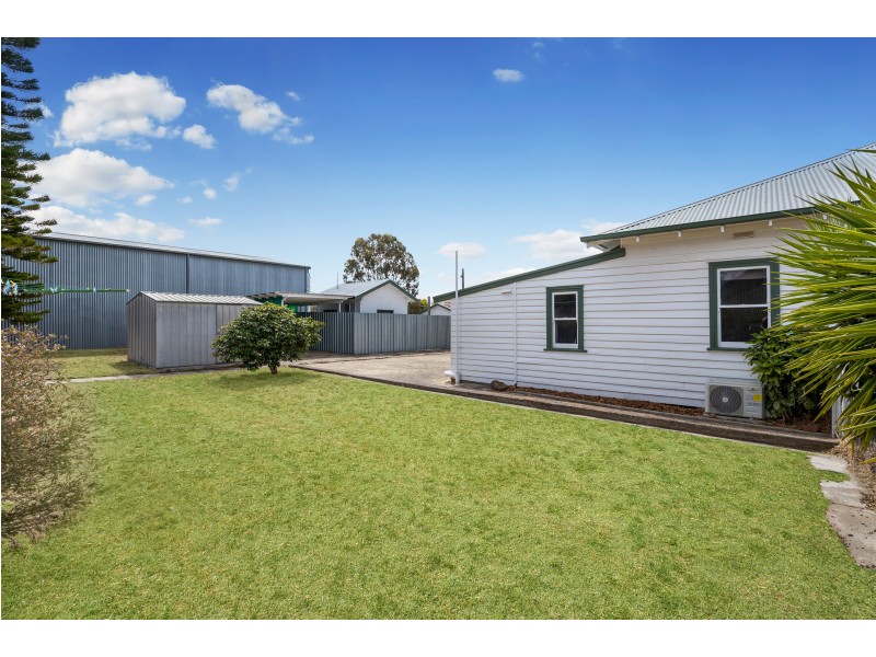 145 High Street, Maldon VIC 3463