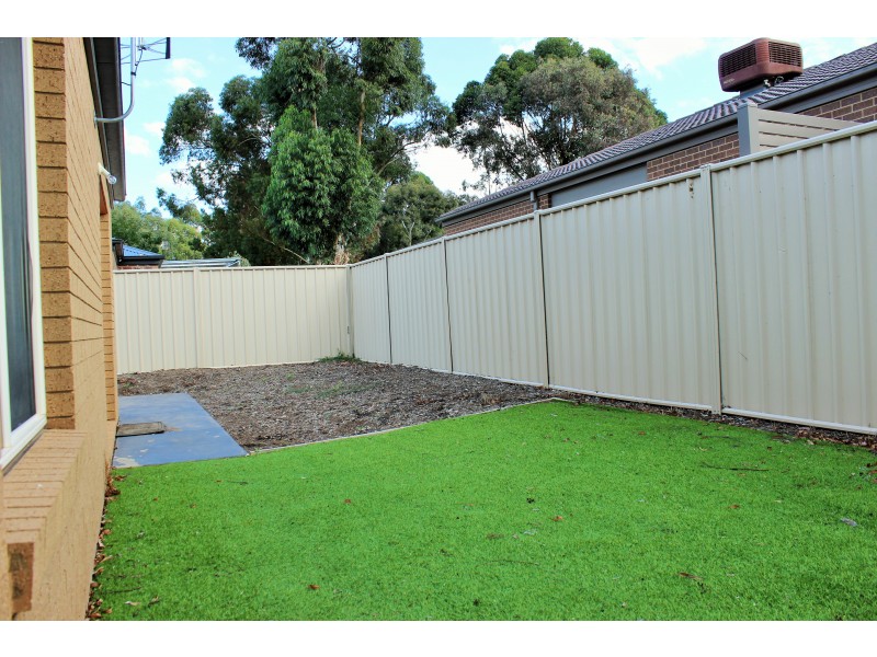 100 Bassett Drive, Strathfieldsaye VIC 3551