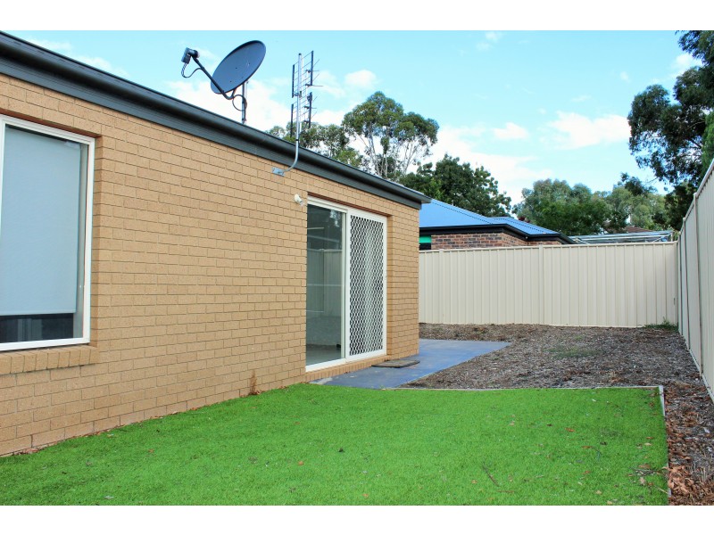 100 Bassett Drive, Strathfieldsaye VIC 3551