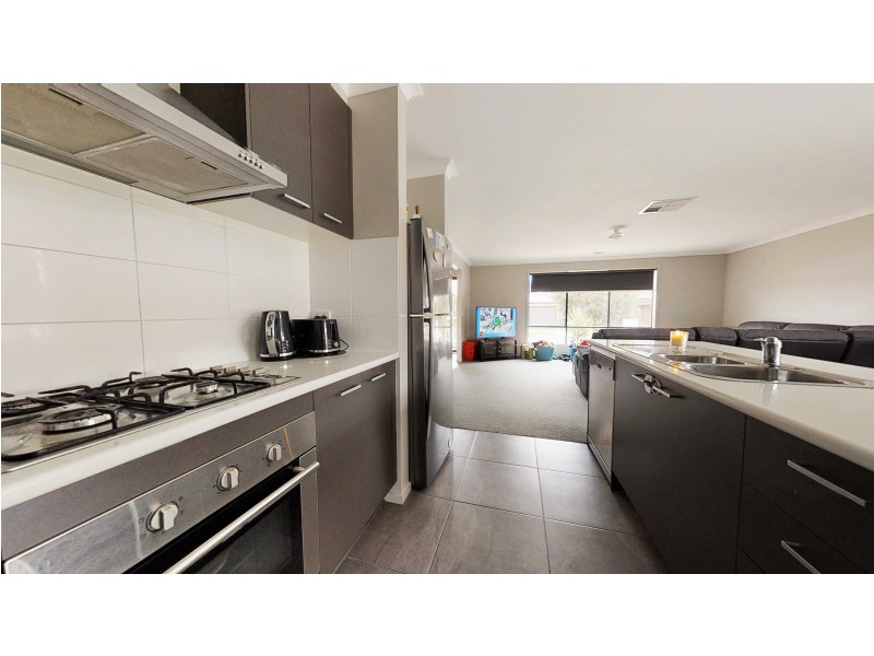 2 Yellowgum Drive, Epsom VIC 3551