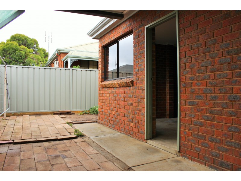 1/39 Casey Street, East Bendigo VIC 3550