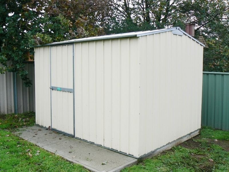 7 Emma Place, Quarry Hill VIC 3550