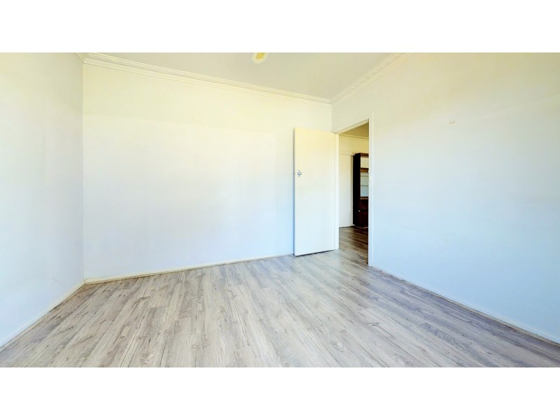 30 Neil Street, Kangaroo Flat VIC 3555