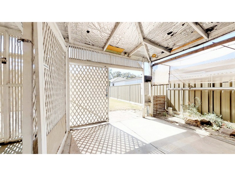 30 Neil Street, Kangaroo Flat VIC 3555