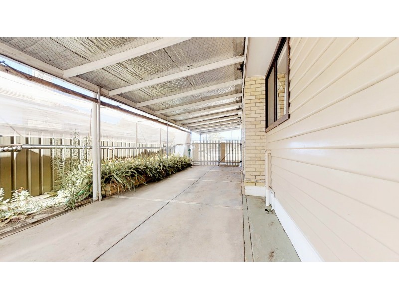 30 Neil Street, Kangaroo Flat VIC 3555