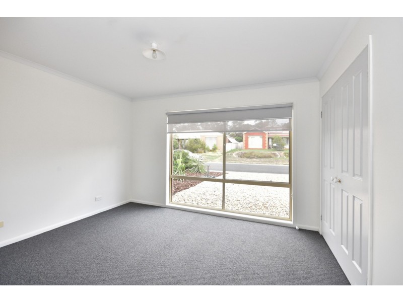 14 Pittaway Street, Kangaroo Flat VIC 3555