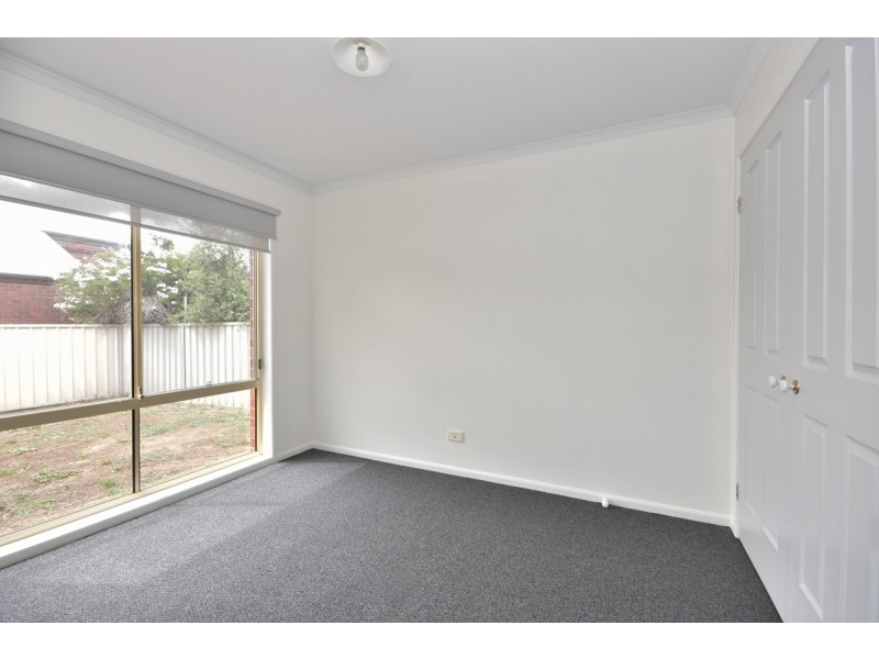 14 Pittaway Street, Kangaroo Flat VIC 3555