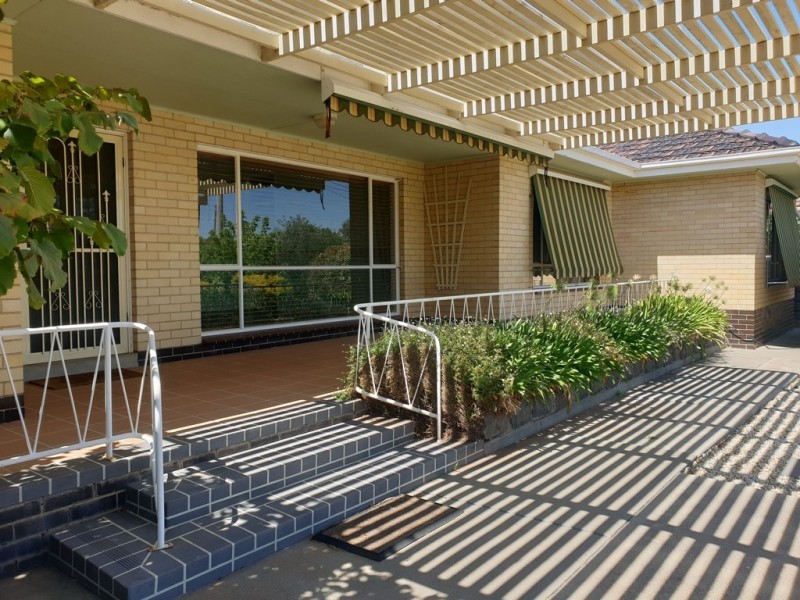 191 Neale Street, Flora Hill VIC 3550