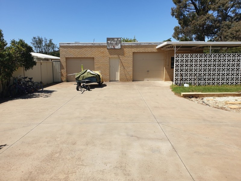 191 Neale Street, Flora Hill VIC 3550