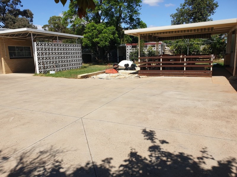 191 Neale Street, Flora Hill VIC 3550