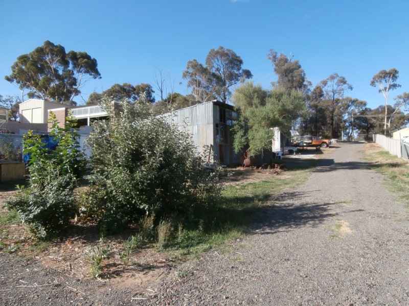 14 Pine Street, Eaglehawk VIC 3556