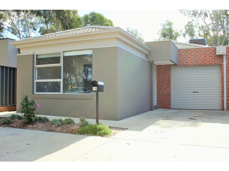16 RIVERGUM COURT, North Bendigo VIC 3550