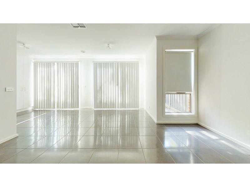 16 RIVERGUM COURT, North Bendigo VIC 3550