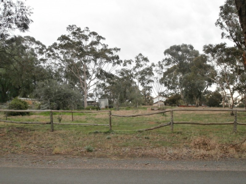 74 Main Street, Sebastian VIC 3556