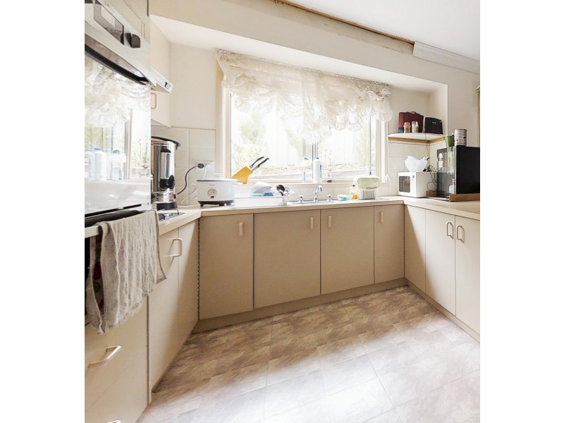 2/119 Osborne Street, Flora Hill VIC 3550